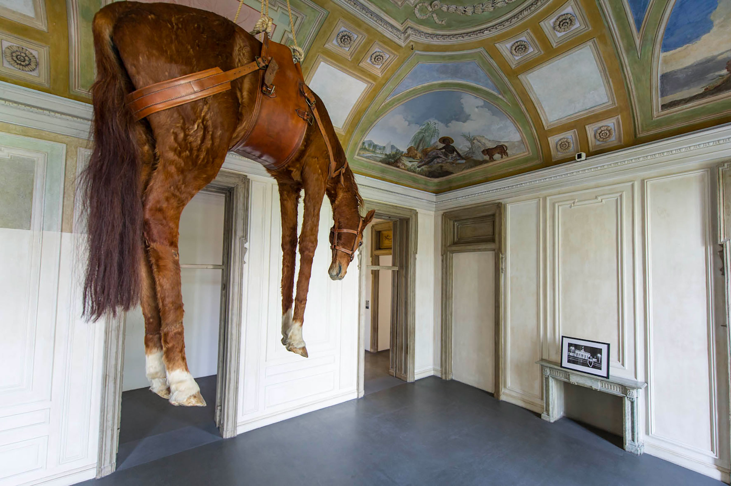 Maurizio Cattelan, Novecento, 1997, Helmut Newton, The Brandeburg Gate and the Berlin Wall, 1987